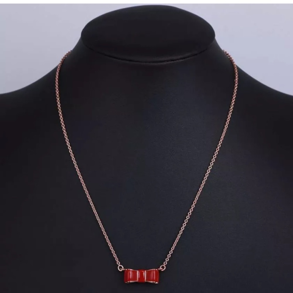 NWT Kate♠️Rose Gold Enamel Red Take A Bow Necklace - Picture 4 of 4